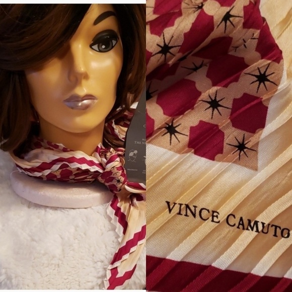 Vince Camuto Military dot Sq. Maroon and black - Picture 1 of 8